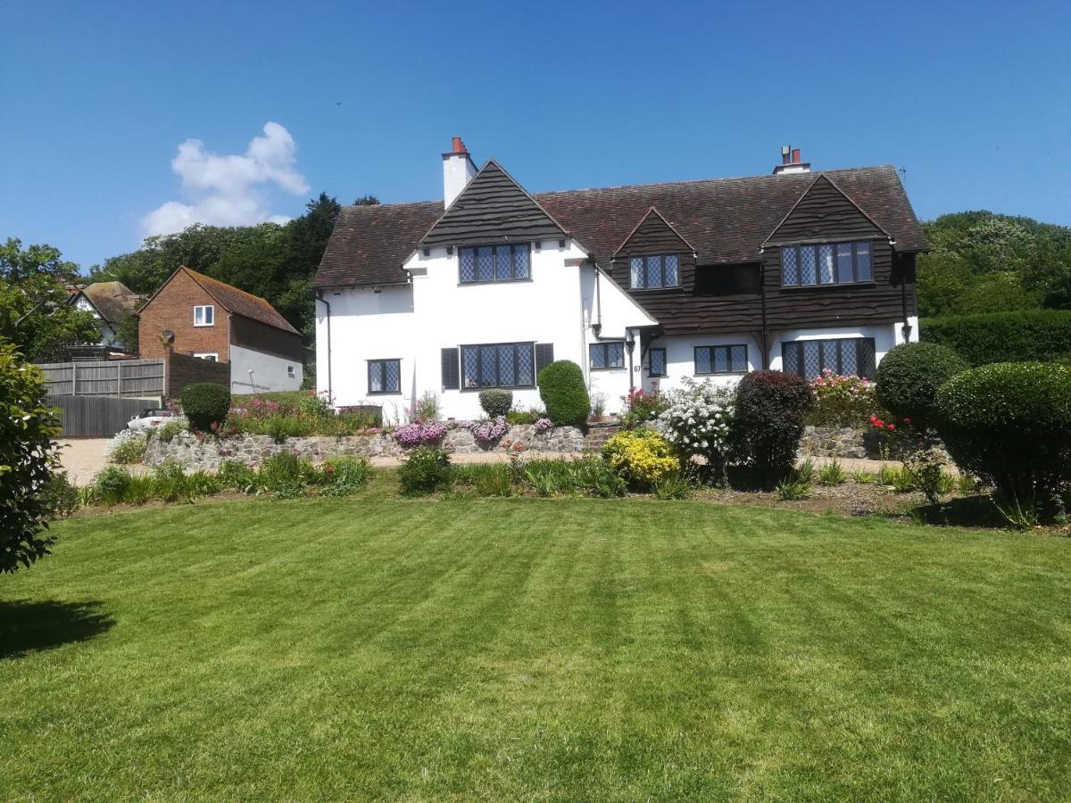 Fern Lodge Guesthouse Hythe  Exterior photo